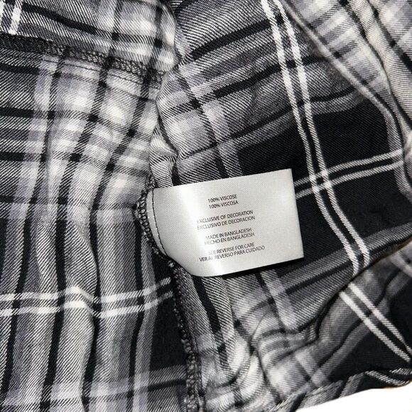 Eddie Bauer Button Up Flannel Small - Picture 9 of 10